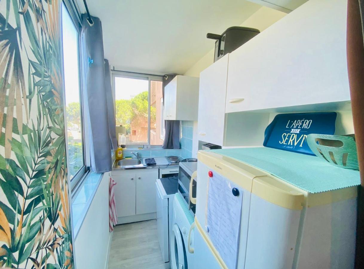 Appartement Proche Mer Avec Piscine Et Parking フルーリー エクステリア 写真