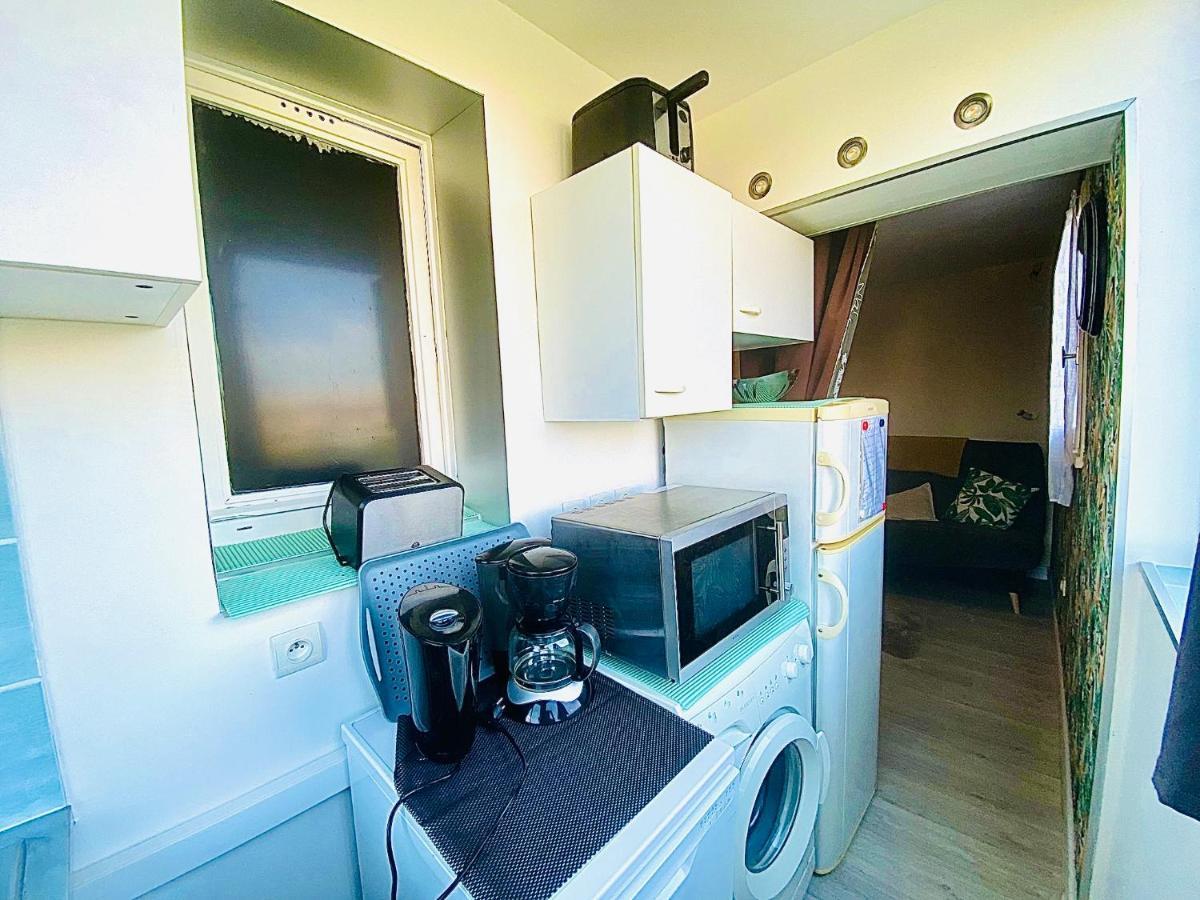 Appartement Proche Mer Avec Piscine Et Parking フルーリー エクステリア 写真