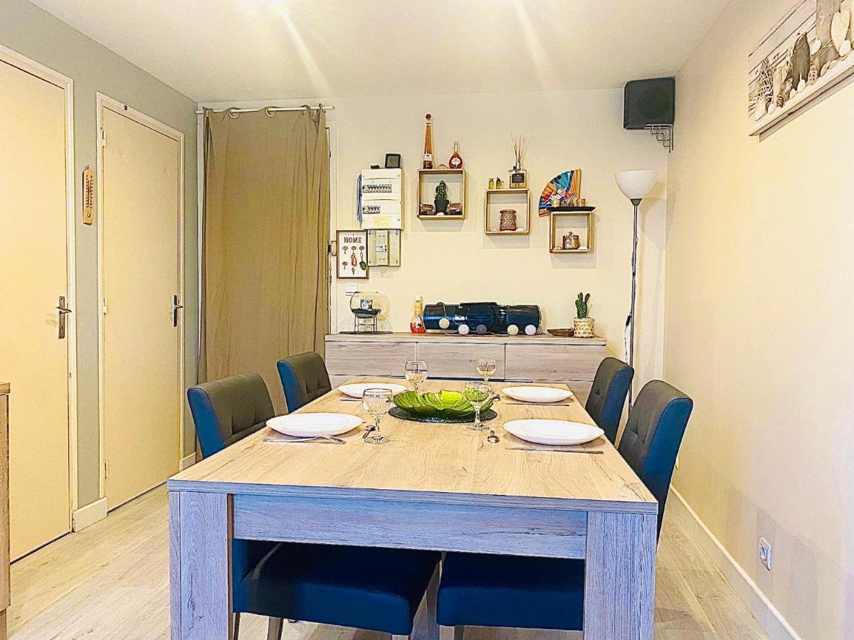 Appartement Proche Mer Avec Piscine Et Parking フルーリー エクステリア 写真